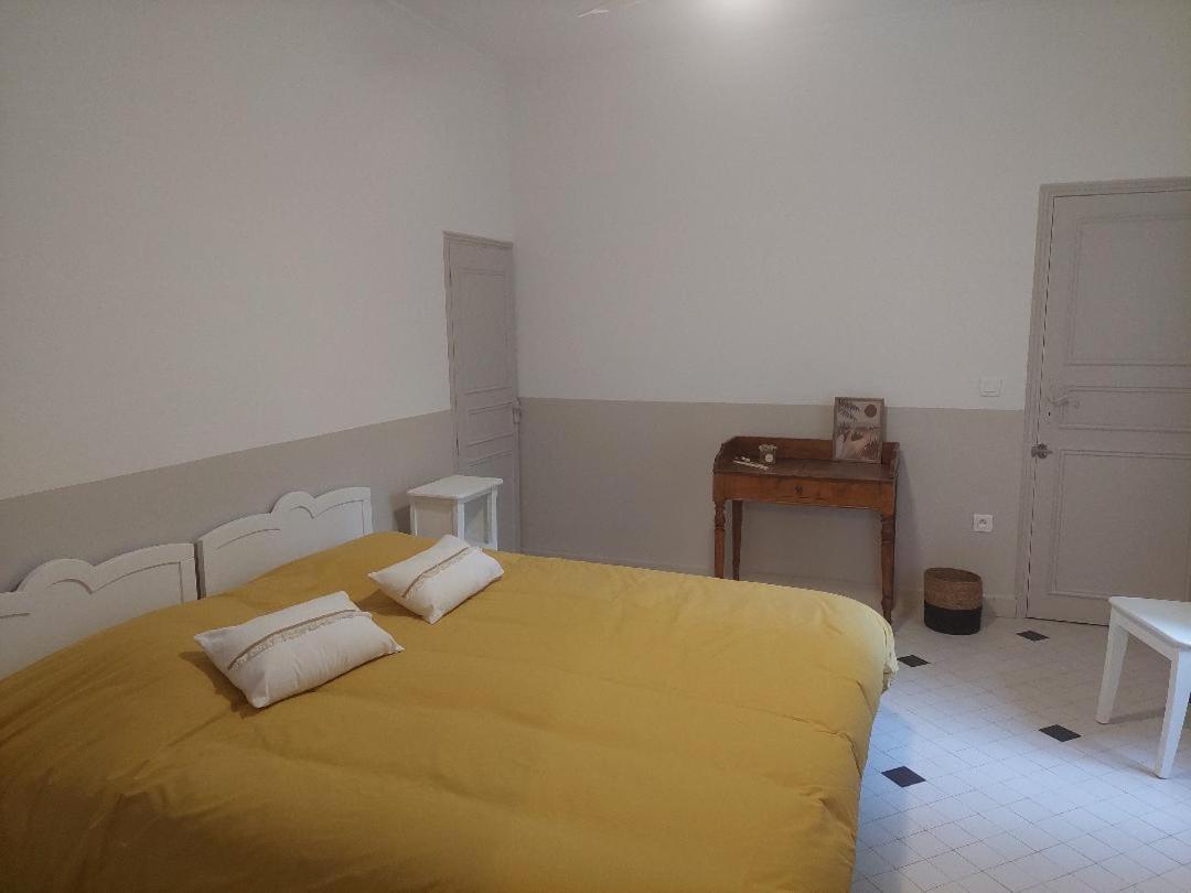 Le Petit Mas Des Alpilles En Provence Villa Saint-Étienne-du-Grès Екстериор снимка