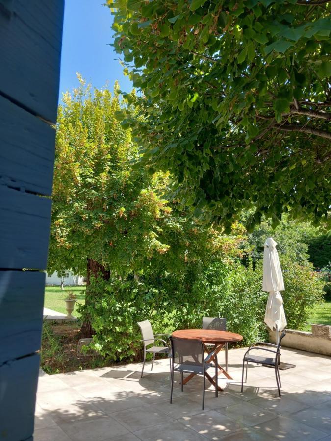 Le Petit Mas Des Alpilles En Provence Villa Saint-Étienne-du-Grès Екстериор снимка