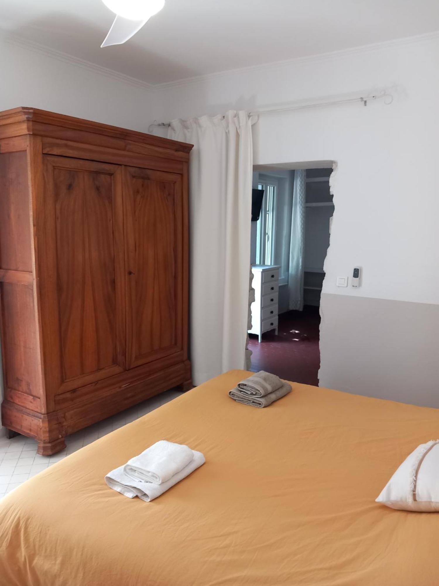 Le Petit Mas Des Alpilles En Provence Villa Saint-Étienne-du-Grès Екстериор снимка